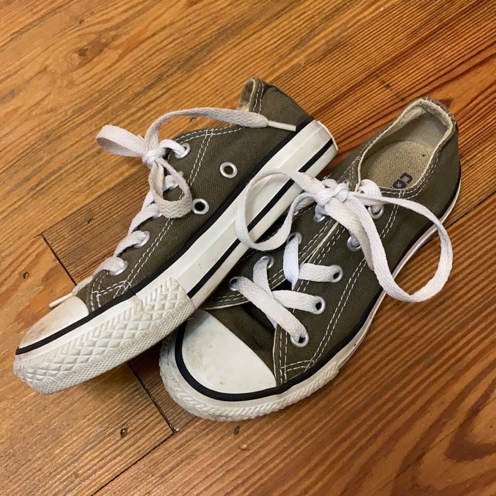Kids green converse